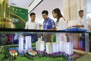 Nguồn cung khan hiếm sẽ khiến giá nhà tiếp tục leo thang và người có nhu cầu sẽ càng khó tiếp cận nhà ở. Ảnh: Dũng Minh