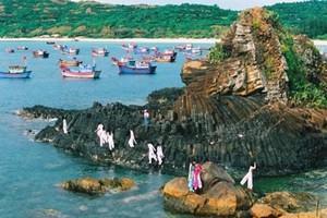 Phú Yên thực hiện kế hoạch phát triển khu vực dịch vụ của tỉnh trở thành ngành kinh tế chủ lực