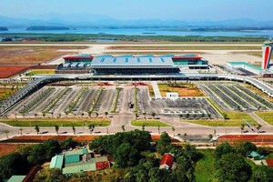 Phần diện tích nghiên cứu quy hoạch phân khu xây dựng Khu vực dịch vụ hỗ trợ sân bay không bao gồm diện tích sân bay Vân Đồn hiện hữu và diện tích dự kiến mở rộng đường băng thứ 2.