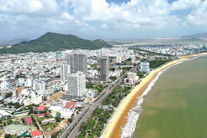 Thành phố Quy Nhơn đang có những bước phát triển vượt bậc.