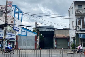 Khu đất tại số 458 Nguyễn Tất Thành là đất công được UBND TP.HCM giao không qua đấu giá cho Tổng công ty Địa ốc Sài Gòn-TNHH MTV