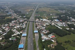 Bộ trưởng Bộ KH&ĐT làm Chủ tịch Hội đồng thẩm định tiền khả thi cao tốc Dầu Giây - Tân Phú