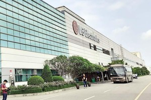 Việt Nam mong muốn thu hút các dự án quy mô lớn và công nghệ cao. Trong ảnh: Nhà máy LG tại Tràng Duệ (Hải Phòng). Ảnh: Thanh Tân