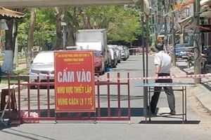 UBND quận Thanh Khê đã phong tỏa khu vực dân cư phường Thạc Gián.