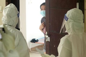 Một số chuyên gia cho rằng, Hà Nội cần lên phương án thí điểm cách ly F1 tại nhà.