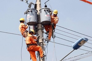 Tiêu thụ điện ở miền Bắc vẫn tăng cao do nắng nóng gay gắt