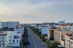 Dự án Trung tâm Văn hóa, thể thao Ninh Kiều được xây dựng bên đường Trần Văn Hoài, phường Xuân Khánh, quận Ninh Kiều, TP. Cần Thơ