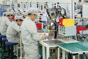 GDP quý III/2021 ước tính giảm kỷ lục 6,17% 