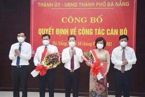 Ông Trần Phước Sơn, và bà Ngô Thị Kim Yến được Thủ tướng Chính phủ phê chuẩn kết quả bầu bổ sung làm Phó Chủ tịch UBND thành phố Đà Nẵng.