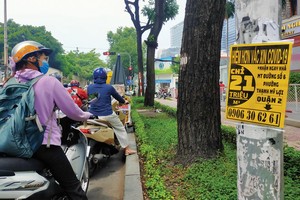 Một quảng cáo bán nhà tại TP.HCM: “Nhà hiếm hơn vắc-xin Covid". Ảnh: Lê Toàn