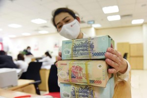 Gần 60% tổ chức tín dụng trong cuộc điều tra xu hướng kinh doanh quý IV/2021 kỳ vọng, kết quả hoạt động quý cuối năm sẽ tăng trưởng so với quý III. 