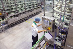 Cần sớm xây dựng các giải pháp tổng thể kích thích nền kinh tế, không để các động lực tăng trưởng trong dài hạn bị suy giảm.