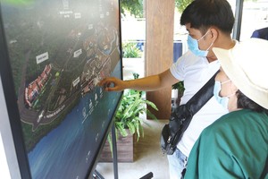 Người mua nhà rất thận trọng khi chọn lựa dự án. Ảnh: Lê Toàn 