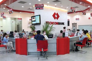 Techcombank vừa vay tín chấp 800 triệu USD do Standard Chartered bảo lãnh