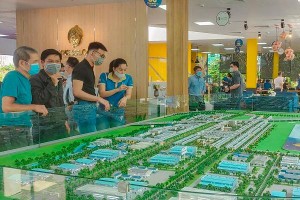 Bất động sản vẫn là kênh đầu tư hút vốn.