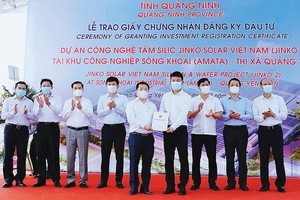 Trong năm 2021, Jinko Sola đã đầu tư liên tiếp 2 dự án vào Khu công nghiệp Sông Khoai, với tổng vốn hơn 865 triệu USD.