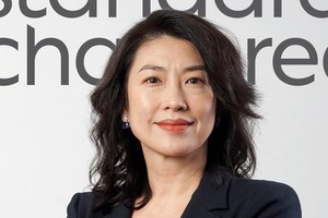 Bà Michele Wee, Tổng giám đốc Ngân hàng Standard Chartered Việt Nam