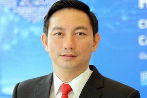 Ông Lê Hùng Sơn, Bí thư Huyện uỷ, Chủ tịch Uỷ ban nhân dân huyện Cô Tô, tỉnh Quảng Ninh.