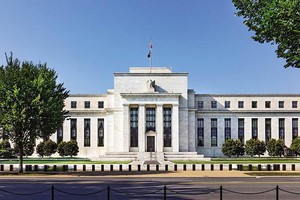 Trước áp lực lạm phát tăng cao, Cục Dự trữ Liên bang Mỹ (Fed) gần như chắc chắn sẽ có 3 lần tăng lãi suất trong năm 2022