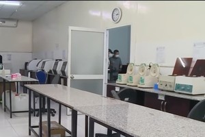 Hé lộ nguồn gốc nguyên liệu, cơ sở sản xuất Kit test Covid-19 của Công ty Việt Á