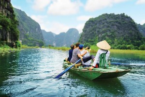 Du lịch được xác định là ngành kinh tế mũi nhọn của nước ta