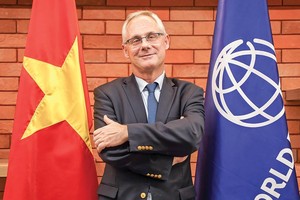 Ông Jacques Morisset, chuyên gia kinh tế trưởng và quản lý Chương trình Kinh tế vĩ mô, Thương mại và Đầu tư thuộc Ngân hàng Thế giới (WB) tại Việt Nam