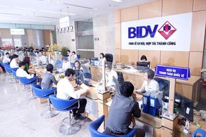 Năm 2022, cơ hội thuộc về những ngân hàng có chất lượng tài sản tốt, tín dụng và thu nhập ngoài lãi tăng mạnh.