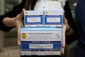 Công ty Việt Á nhập nguyên liệu kit test Covid-19 từ Trung Quốc