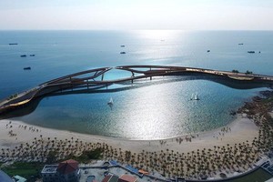 Ngành du lịch cần nhiều điều kiện hơn để có thể mở cửa thực sự.