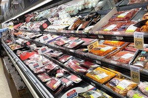 Giá thực phẩm tăng cao là một trong những nguyên nhân khiến lạm phát Mỹ tăng kỷ lục. Ảnh: AFP 