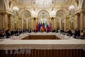 Quang cảnh vòng đàm phán khôi phục thỏa thuận hạt nhân Iran tại Vienna, Áo ngày 27/12/2021. (Ảnh: AFP/TTXVN) 