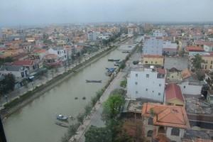 Một góc thành phố Đồng Hới, tỉnh Quảng Bình. Ảnh: P.V