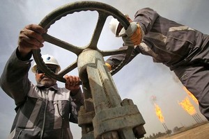 Các biện pháp được Cơ quan Năng lượng Quốc tế đưa ra với hy vọng kéo giảm nhu cầu dầu mỏ thế giới khoảng 2,7 triệu thùng/ngày trong vòng 4 tháng. Ảnh: AFP