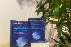 Đây là cuốn sách chuyên khảo với gần 350 trang do TS. Bùi Quang Tuyến, Giám đốc Học viện Viettel làm chủ biên