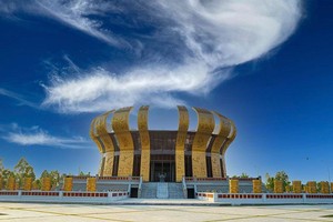 Toàn cảnh Đền thờ các Vua Hùng tại Cần Thơ.