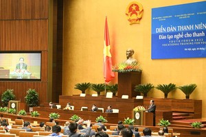 Phó chủ tịch Thường trực Quốc hội Trần Thanh Mẫn phát biểu tại Diễn đàn.