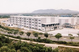 Những năm gần đây, miền Trung nhận được sự quan tâm hơn từ các “ông lớn” về phát triển khu công nghiệp trong nước và nước ngoài.