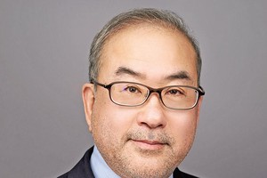 Ông Marc H. Iyeki, cố vấn cấp cao của Biotech & Innovation, Deltec Investment Advisers Limited, cựu Giám đốc Niêm yết khu vực châu Á - Thái Bình Dương của Sở Giao dịch Chứng khoán New York (NYSE) 