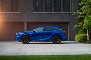 Lexus RX thế hệ thứ 5 lột xác hoàn toàn