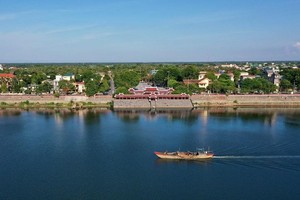 Thạch Hãn là con sông lớn nhất, có ý nghĩa lịch sử, vị trí chiến lược vô cùng quan trọng của tỉnh Quảng Trị, là chứng nhân của chiến dịch 81 ngày đêm Thành Cổ, viết nên khúc tráng ca về dòng Thạch Hãn