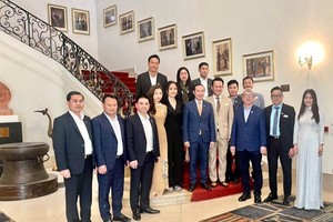 Hội Doanh nhân trẻ Việt Nam tham dự Diễn đàn tìm hiểu cơ hội Xúc tiến Thương mại và Đầu tư Bỉ - Việt