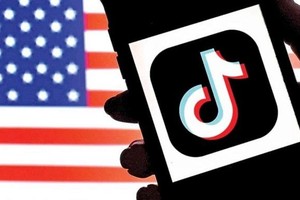 TikTok đã đánh bại Instagram và trở thành ứng dụng video ngắn được tải xuống nhiều nhất trên thế giới. Ảnh: AFP