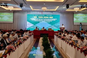 Hội thảo là cơ sở để Hội đồng Lý luận Trung ương báo cáo tư vấn để trình Bộ Chính trị nhằm ban hành chính sách đặc thù cho Khu kinh tế cửa khẩu Mộc Bài. Ảnh: Trọng Tín