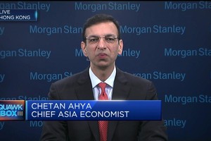 Ông Chetna Ahya, nhà kinh tế trưởng khu vực châu Á ngân hàng Stanley Morgan. (Ảnh: CNBC)