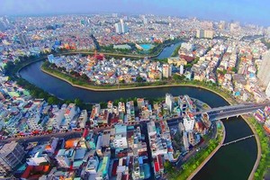 Dự án kênh Nhiêu Lộc - Thị Nghè được đầu tư từ các nguồn vốn vay quốc tế và nguồn vốn ngân sách nhà nước. Ảnh: Lê Toàn