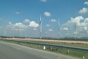 Tỉnh Ninh Thuận xác định phát triển năng lượng tái tạo là trụ cột. Ảnh: Nguyễn Toàn.