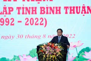 Thủ tướng cho rằng tỉnh Bình Thuận cần tập trung phát triển du lịch trở thành ngành kinh tế mũi nhọn, đưa Khu du lịch quốc gia Mũi Né thành điểm đến hàng đầu khu vực. Ảnh: Lê Toàn