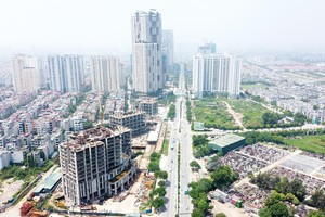 Hà Nội hiện có hàng trăm dự án chậm tiến độ nhiều năm. Ảnh: Dũng Minh 