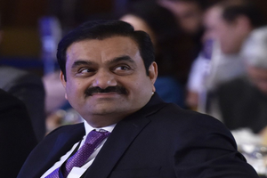 Giá cổ phiếu tăng 1.000%, tỷ phú Ấn Độ vươn lên thành người giàu thứ 3 thế giới