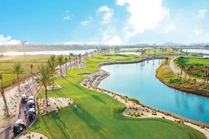 Việt Nam có nhiều lợi thế để phát triển du lịch golf. Trong ảnh: Sân Nicklaus Course tại BRG Đà Nẵng Golf Resort.